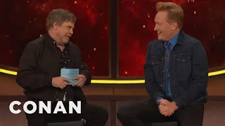 Mark Hamill Gives Conan The Comic-Con® Citizenship Test | CONAN on TBS