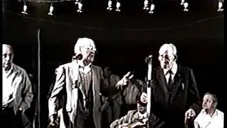 Charrua e Caneta cantam brigando no Raminho em 1989 -ediçao Ivo Silva rta