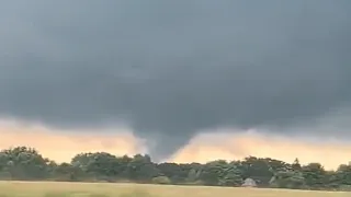 Just minutes ago! Storm in USA, tornado hits Perry Michigan