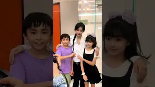 Yang Zi with the child actor and actress that acted as young Xiao Yao and Cang Xuan #yangzi #杨紫