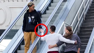TOUCHING HANDS ON THE ESCALATOR MAN EDITION!!