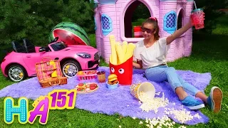 Hayal Ailesi. Polen Adrian için piknik yapıyor. Eğlenceli video