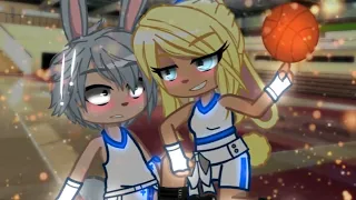 //🐇My name is Lola Bunny🐰// meme (Looney Tunes: Space Jam 1996)