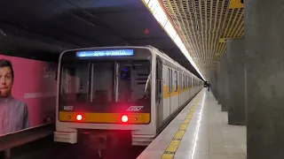 Metro Milano (Metropolitana di Milano), M3: Crocetta. EMU nr. 8057