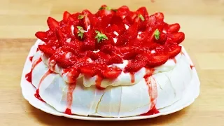 Pavlova Cake