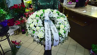 How to make funeral wreath?