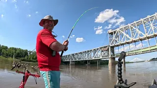 Bumping for MO River catfish - A how to video - Blue Catfish