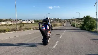 BMW GS TEST WHEELIE STOPPIE