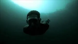 Guillaume Nery base jumping at Dean's Blue Hole/ massive attack-zeds dead remix dubstep