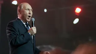 RUSSIANS VLADMIR PUTIN SINGS ''BLUEBERRY HILL'' AT CHARITY DINNER