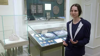 Три стороны медали  К 300-летию Санкт Петербургского монетного двора