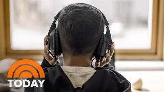 New report warns of hearing impact of headphone use by children