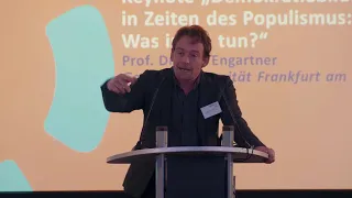 "Demokratiebildung in Zeiten des Populismus: Was ist zu tun?" - Keynote von Prof.  Dr. Tim Engartner