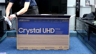 Samsung TU7100 43" Unboxing, Setup and Test with 4K Demo Videos and Dimensions