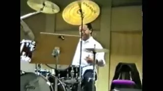 Tony Williams "warmíng up" at a drumworkshop 1987 (previously unseen)