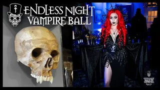 I went to the Endless Night Vampire Ball in Salem! 🧛‍♀️