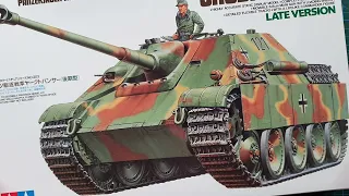 Tamiya 1/35 Jagdpanther Spate (Late) Version - Kit Review