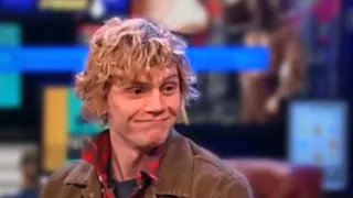 a few more minutes of Evan Peters being the cutest