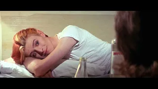 THE MAN WHO FELL TO EARTH  (1976) David Bowie & Candy Clark