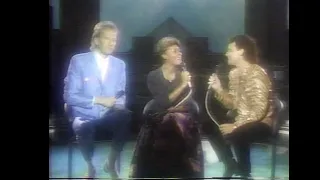 Dionne Warwick and Air Supply - Solid Gold Live Medley Performance in 1985