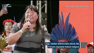 Acampamento Terra Livre protesta contra projeto sobre mineração em terras indígenas