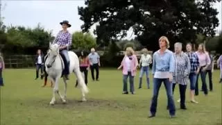 'Country Girl'. Line Dance with Chulo The Horse...