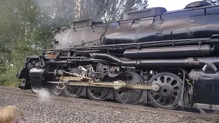 4014 Big Boy Train starting - steam locomotive