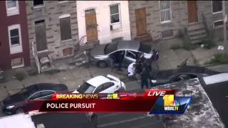 SkyTeam 11 live video: Police pursuit ends in crash