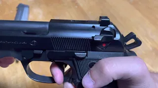 How the Beretta 92 safety/decocker works