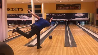 Shark taming! Bowling on the PBA oil pattern Shark with Columbia 300 Command!