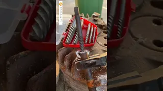 Broken screw extractor