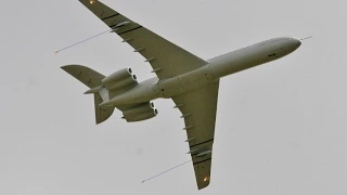 ONBOARD CAMS ON GIANT SCALE VICKERS VC-10 AT LMA RAF COSFORD RC MODEL AIRCRAFT SHOW - 2014