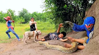 Brave Girl And Spider-Man Fight To Save The Old Man And Boy From The Ferocious Monster Huggy