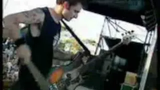 Green Day - Stage Destruction [Live @ Goat Island, Sydney 2000]