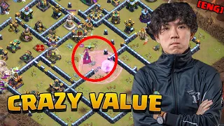 Klaus SMASHES this base with his Queen Charge | Queen Walkers vs ATN.aTTaX | Clash of Clans English