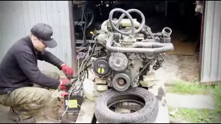 Nissan TD27T bare engine start up.