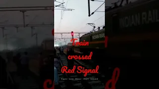 How a Train Crosses Red Signal 🚦