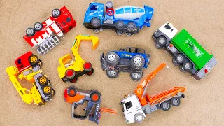 Play with toys cars saves construction vehicles from sand pits | ENJO Car Toys