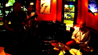 Red Lounge Lovers LIVE @ LE BELGE - From New York to Offenbach City