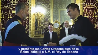 Entrega de credenciales diplomáticas del embajador británico Hugh Elliott