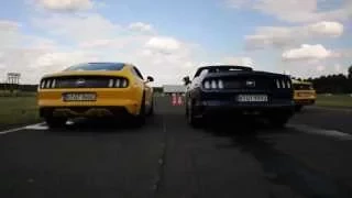 Ford Mustang GT 5.0 V8 vs Ford Mustang 2.3 EcoBoost Exhaust Sound
