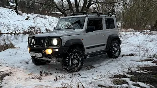 Утопили Suzuki Jimny в реке .