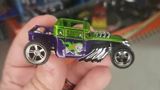 Doom's diecast crack-it-open party! Random older Hot Wheels premiums [vid 156]