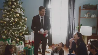 Michael Bublé - It's Beginning to Look a Lot Like Christmas (Official Music Video)