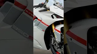 Supersport 950s new model of Ducati