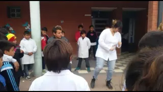 Duelo maestra vs alumno