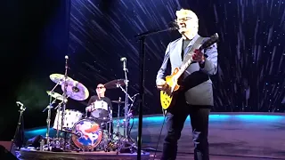 Steve Miller Band Jet Airliner Autographs and Bows at The LA Greek Theater 8/11/18