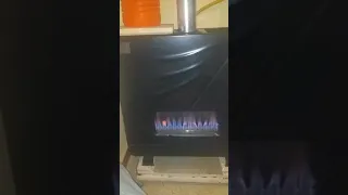 رهيب: لحظة انفجار 🔥 المدفأة ...😨😨😨