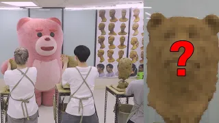 [PRANK] Sculpture Demonstration | Giant pink bear Models In Art Class