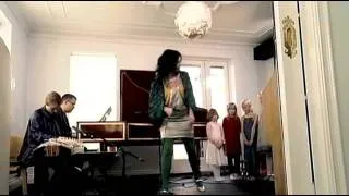Björk: Aurora / Átta raddir
